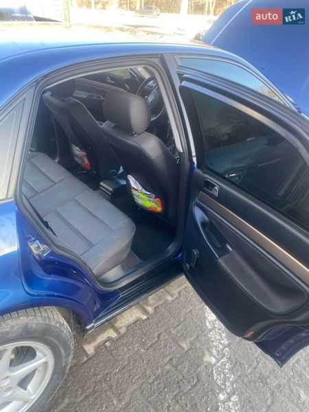 Седан Audi A4 1998 в Хмельницком