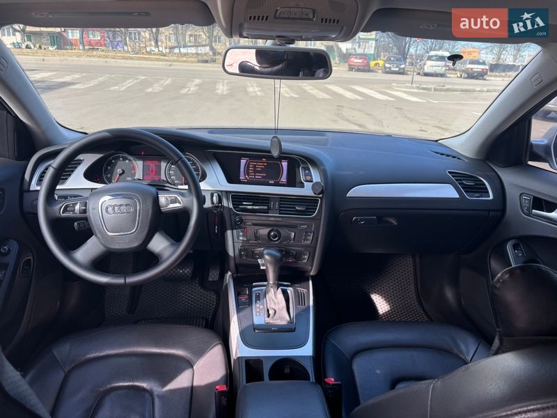 Седан Audi A4 2012 в Кропивницком