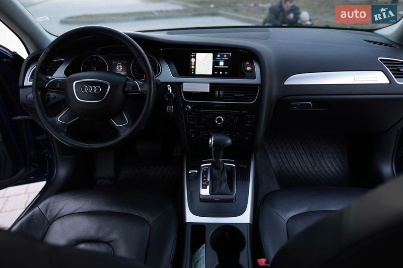 Седан Audi A4 2014 в Новояворівську