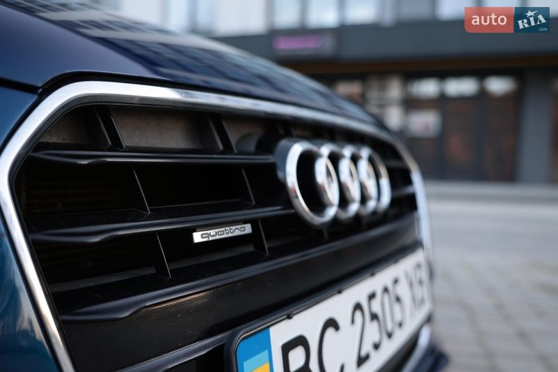 Седан Audi A4 2014 в Новояворівську