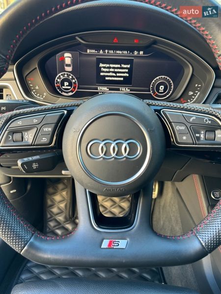 Седан Audi A4 2019 в Киеве