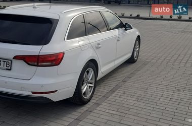 Универсал Audi A4 2018 в Ужгороде
