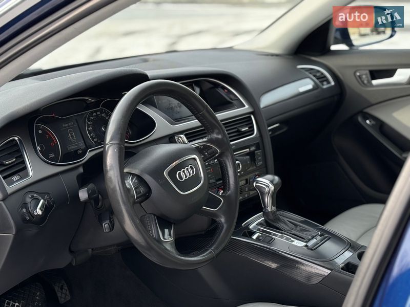 Седан Audi A4 2012 в Тернополе