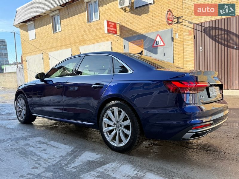 Седан Audi A4 2020 в Сумах