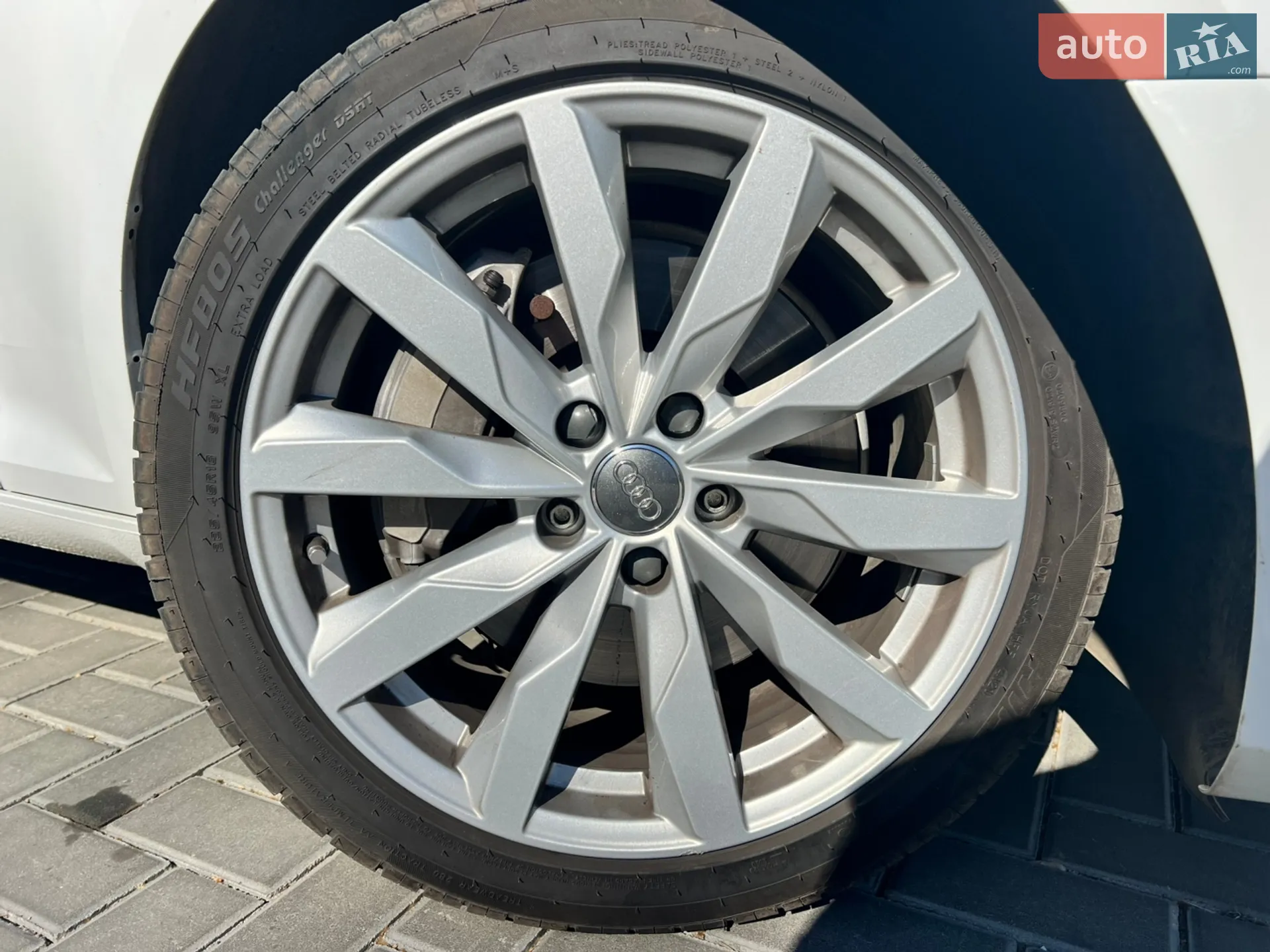 2016 Audi A4 - мініатюра 25
