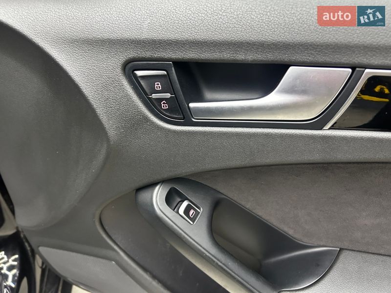 Седан Audi A4 2015 в Черновцах