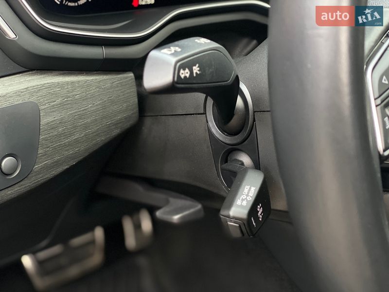 Седан Audi A4 2020 в Києві