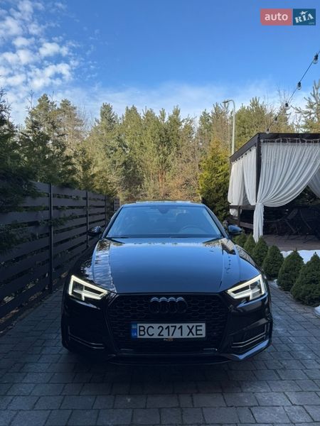 Седан Audi A4 2016 в Львове