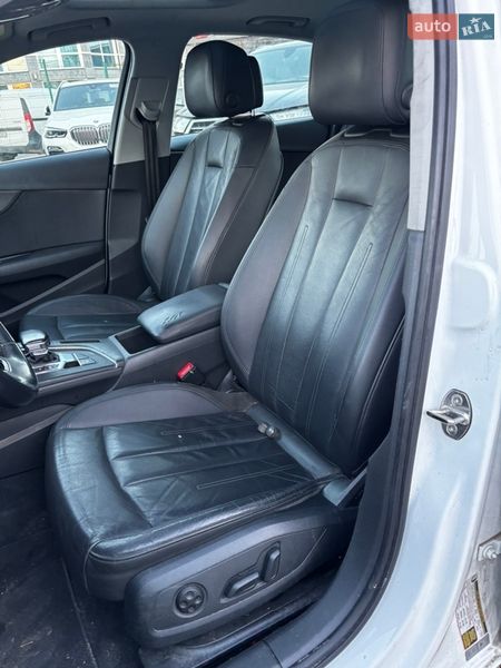 Седан Audi A4 2017 в Стрию