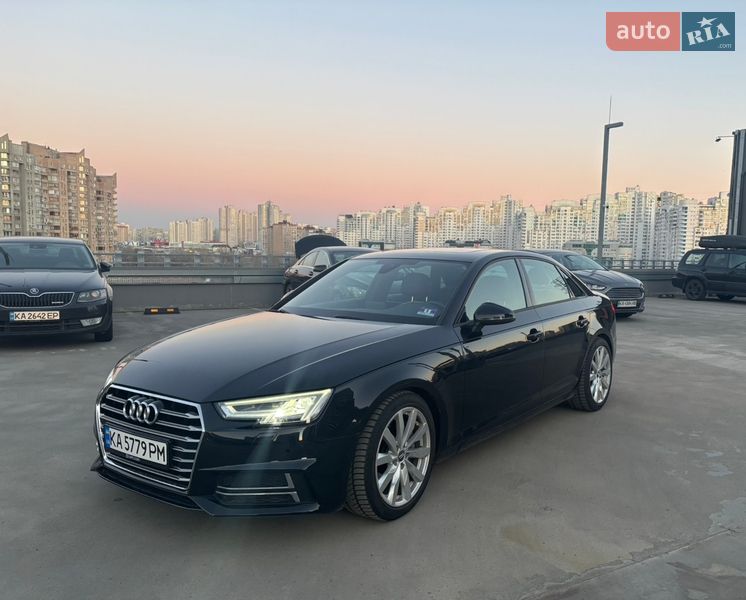 Седан Audi A4 2017 в Киеве