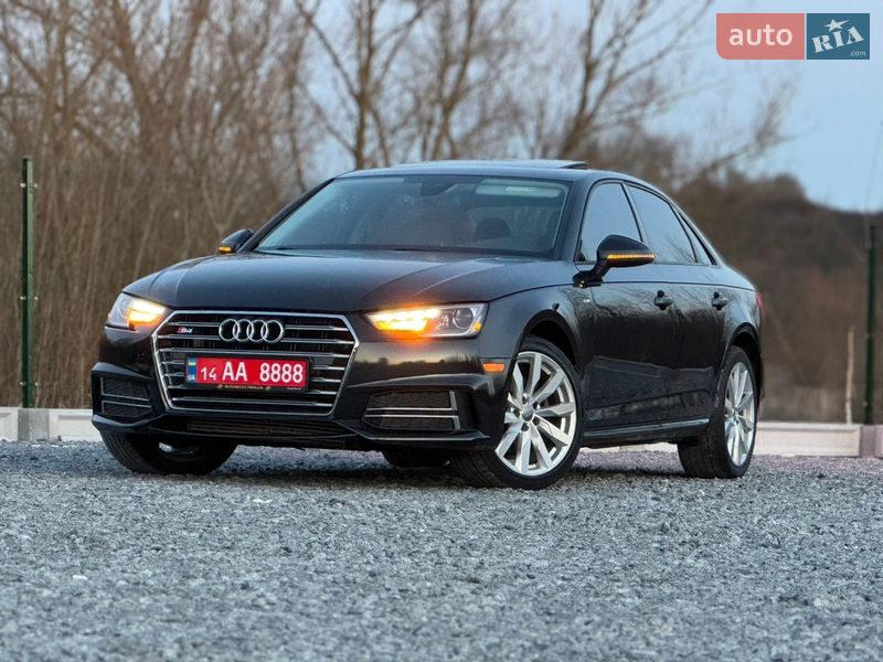 Седан Audi A4 2018 в Дрогобичі