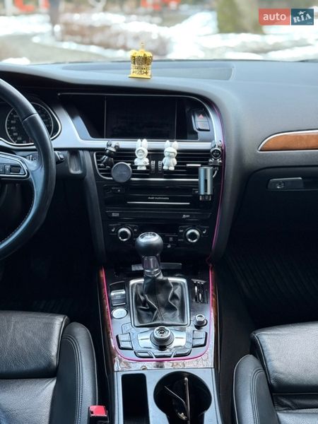 Седан Audi A4 2013 в Львове