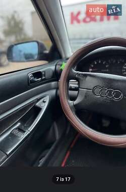 Седан Audi A4 1997 в Чернівцях