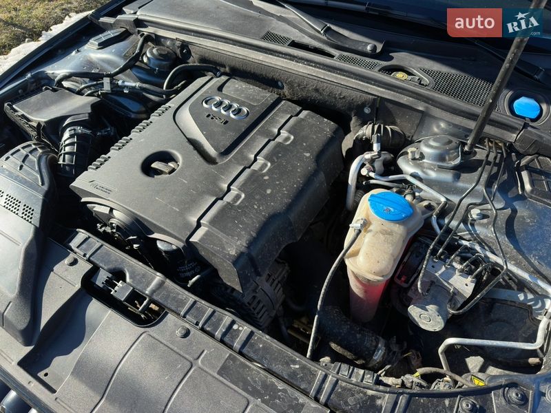 Седан Audi A4 2012 в Лубнах