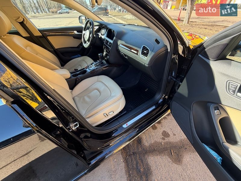 Седан Audi A4 2015 в Черкасах