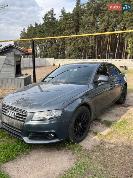 Седан Audi A4 2008 в Лебедині