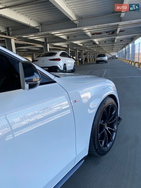 Седан Audi A4 2015 в Киеве фото 11 Седан Audi A4 2015 в Киеве