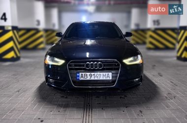 Седан Audi A4 2013 в Виннице