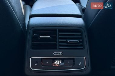 Седан Audi A4 2017 в Дніпрі