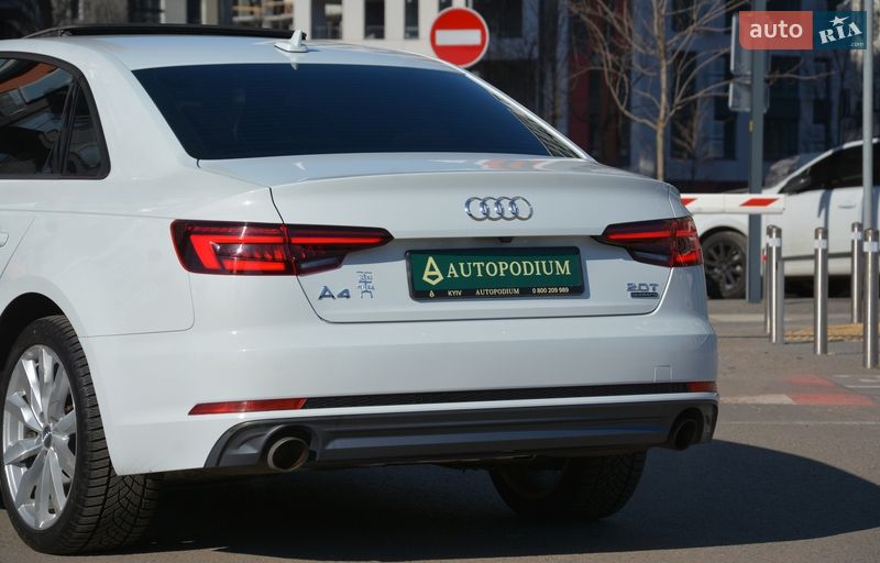 Седан Audi A4 2018 в Киеве