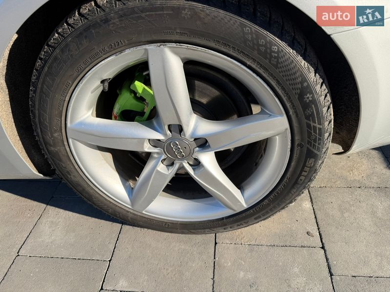 Седан Audi A4 2009 в Киеве