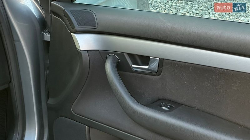 Седан Audi A4 2005 в Самборе