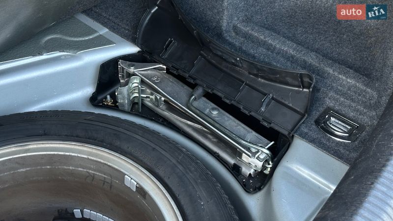 Седан Audi A4 2005 в Самборе