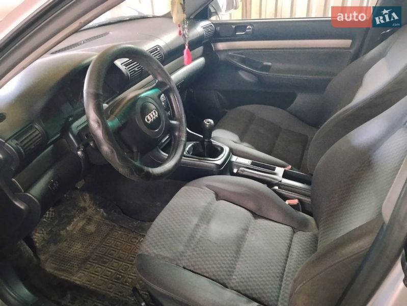 Универсал Audi A4 2000 в Хмельницком