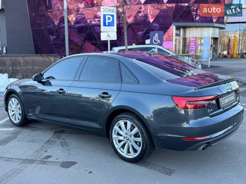 Седан Audi A4 2016 в Києві