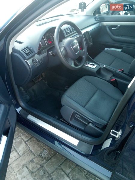 Седан Audi A4 2005 в Чернівцях
