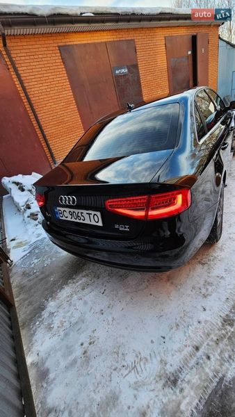 Седан Audi A4 2013 в Львові