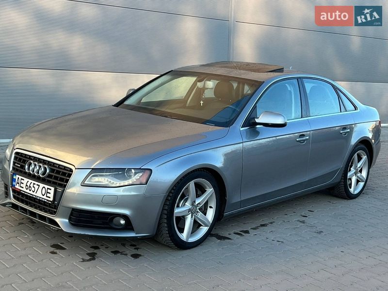 Седан Audi A4 2010 в Киеве