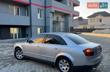 Седан Audi A4 2001 в Борщеве
