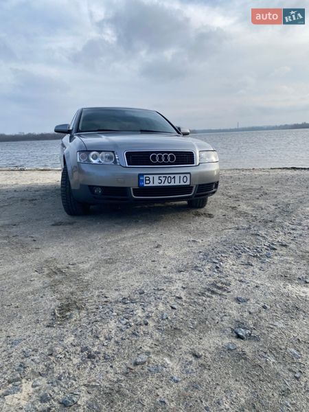 Седан Audi A4 2003 в Кременчуці