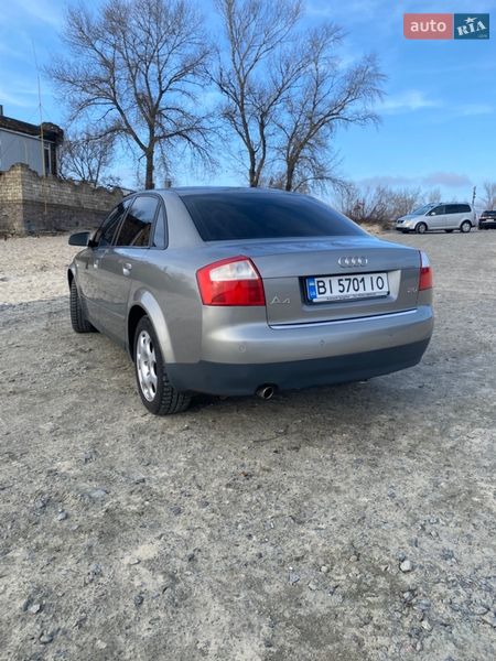 Седан Audi A4 2003 в Кременчуці