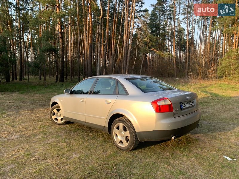 Седан Audi A4 2002 в Ичне