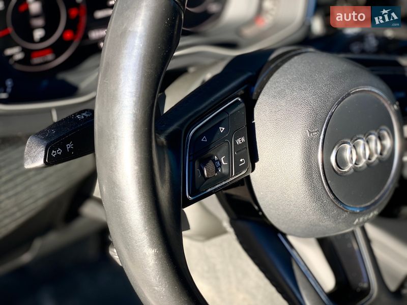 Седан Audi A4 2016 в Киеве