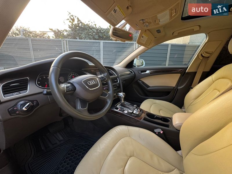 Седан Audi A4 2013 в Мукачевому