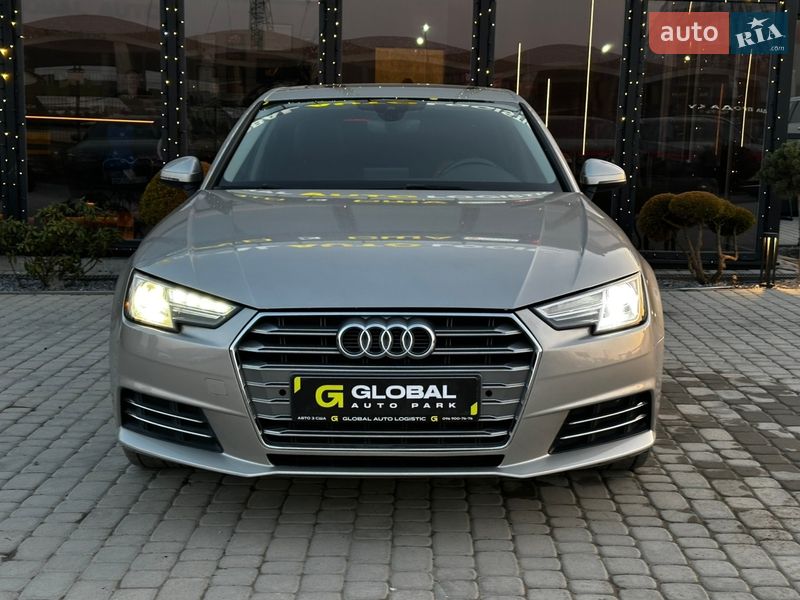 Седан Audi A4 2017 в Львові