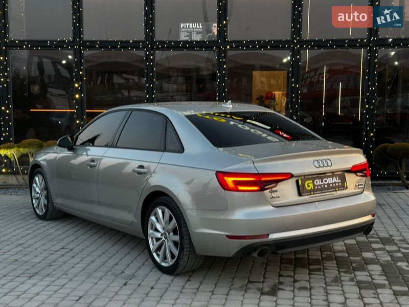 Седан Audi A4 2017 в Львові
