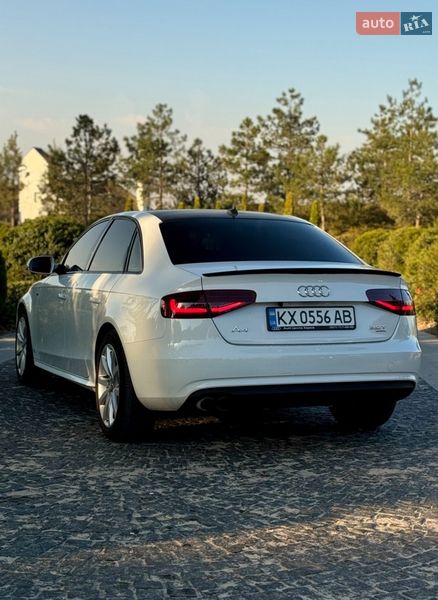 Седан Audi A4 2012 в Днепре