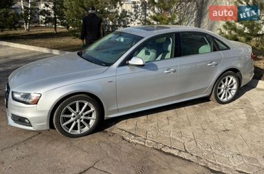 Седан Audi A4 2014 в Кременчуге