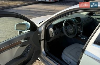 Седан Audi A4 2014 в Кременчуге