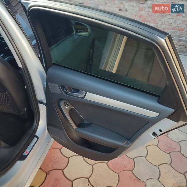 Седан Audi A4 2013 в Пирятине