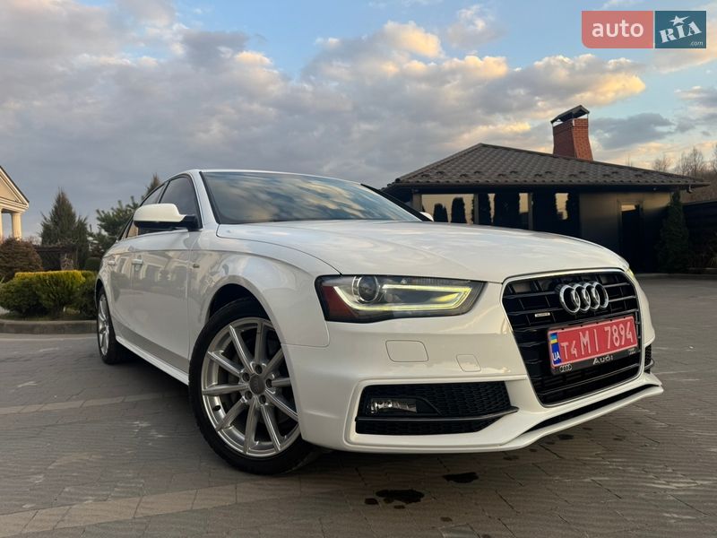 Седан Audi A4 2014 в Стрию