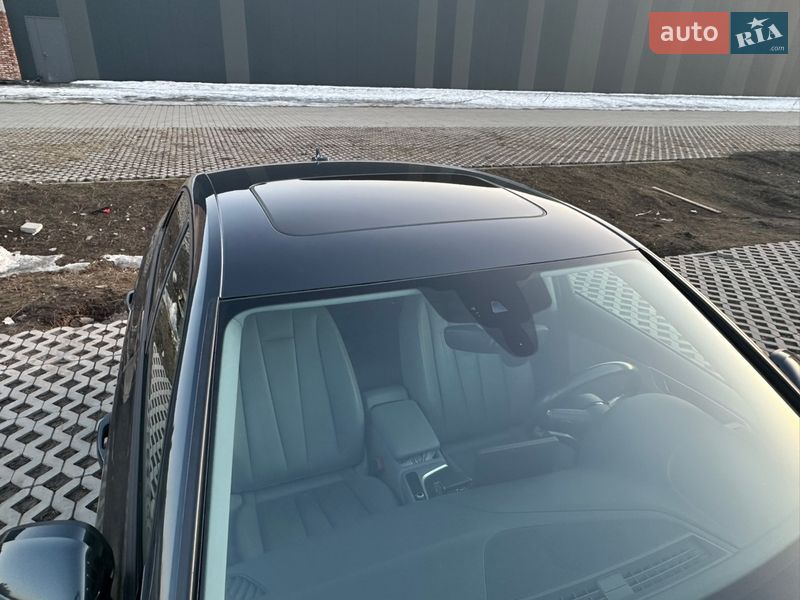 Седан Audi A4 2018 в Хмельницком