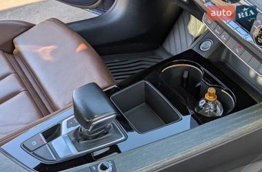 Седан Audi A4 2020 в Чернигове