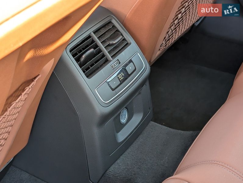 Седан Audi A4 2020 в Чернигове