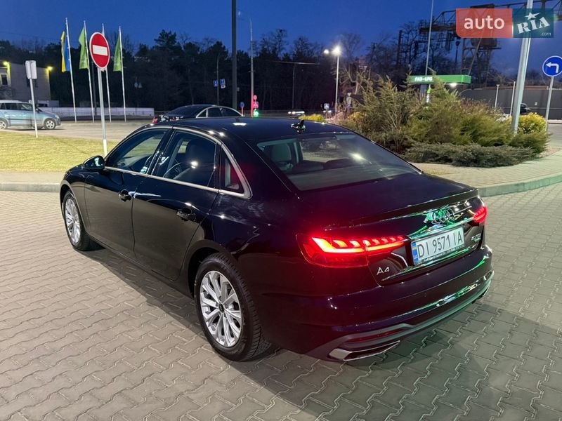 Седан Audi A4 2021 в Киеве