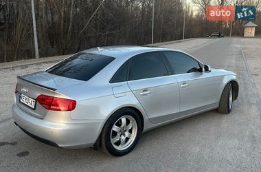 Седан Audi A4 2011 в Днепре
